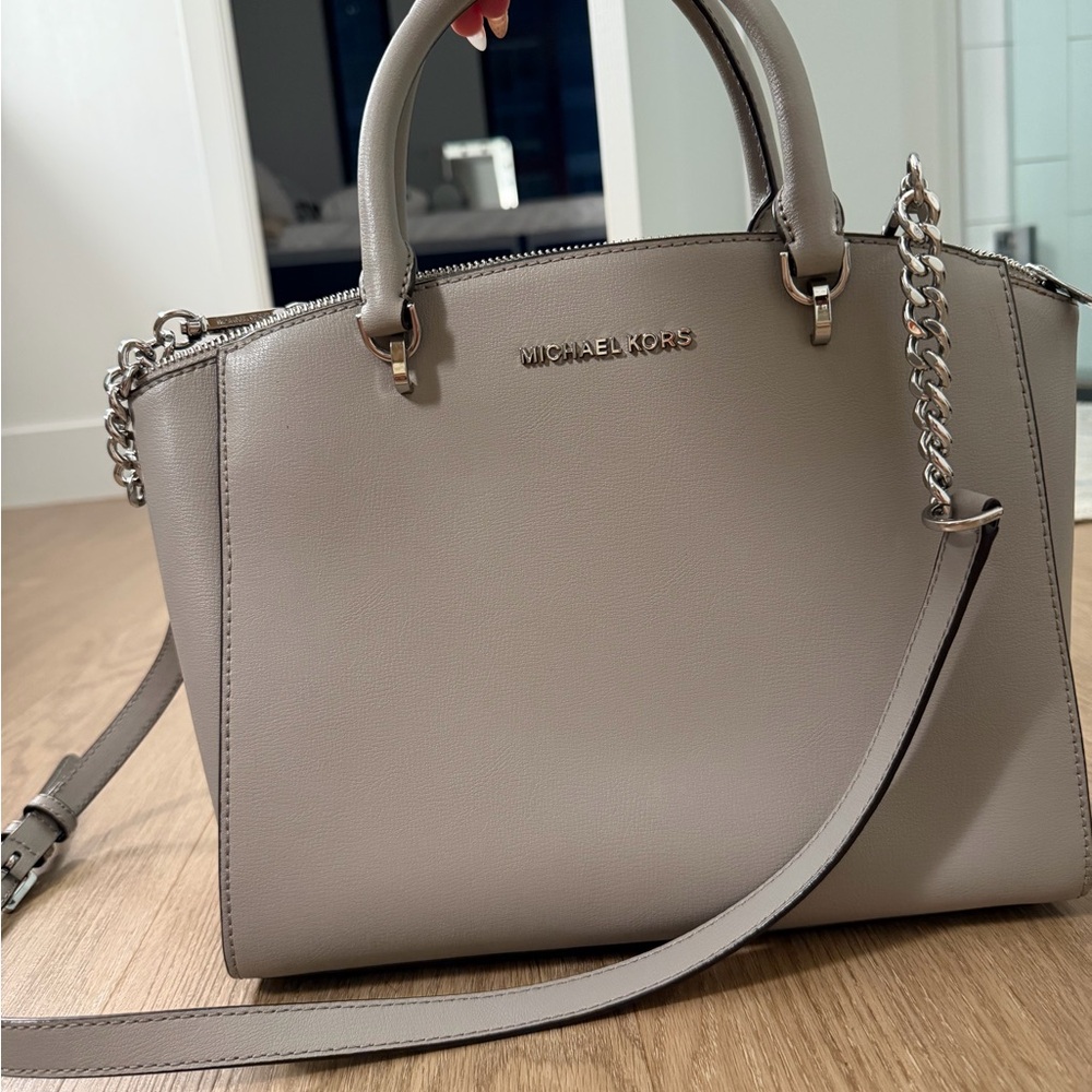 Michael Kors light gray Handbag with Chain Strap